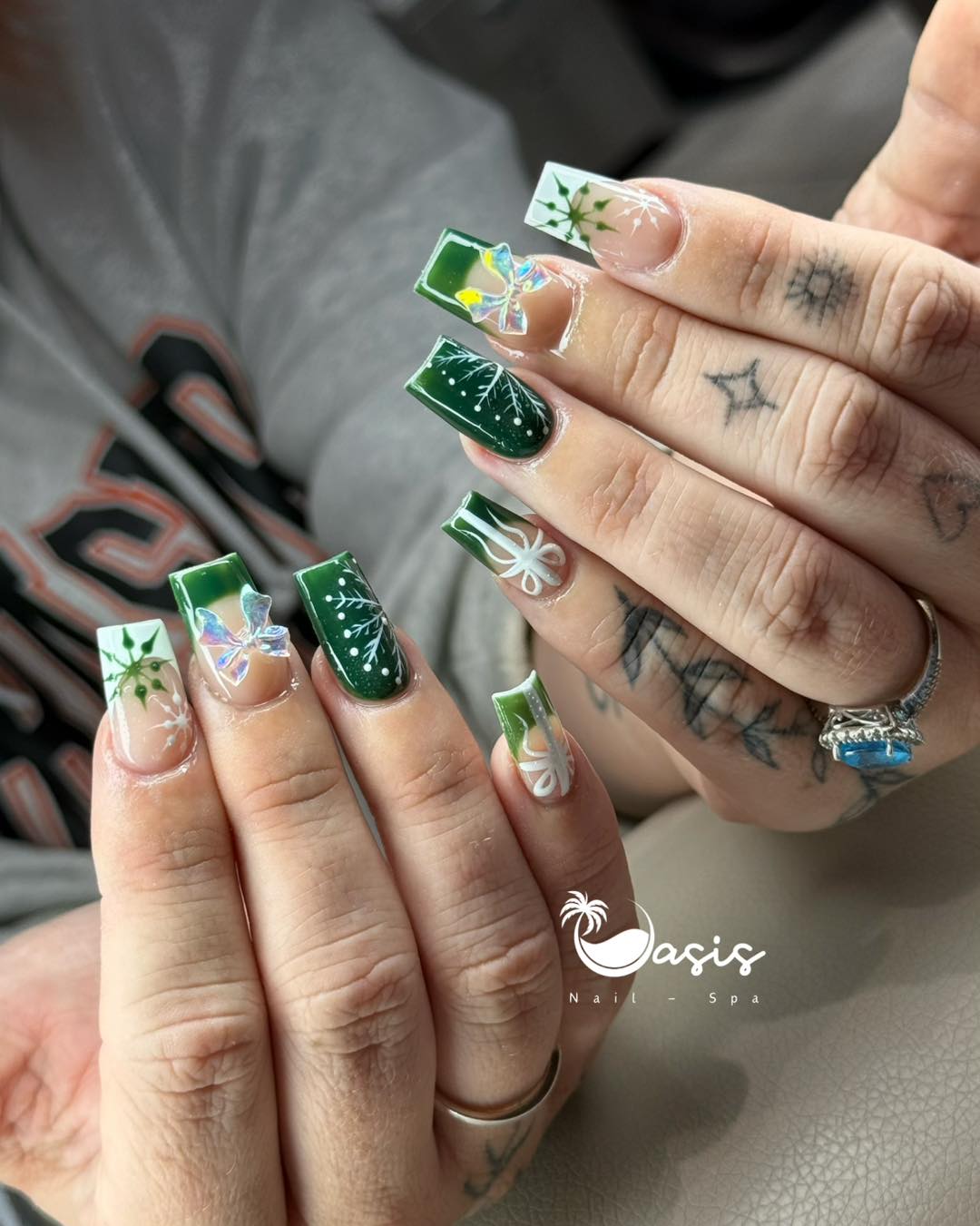 Oasis Nails & Spa nail photo 4