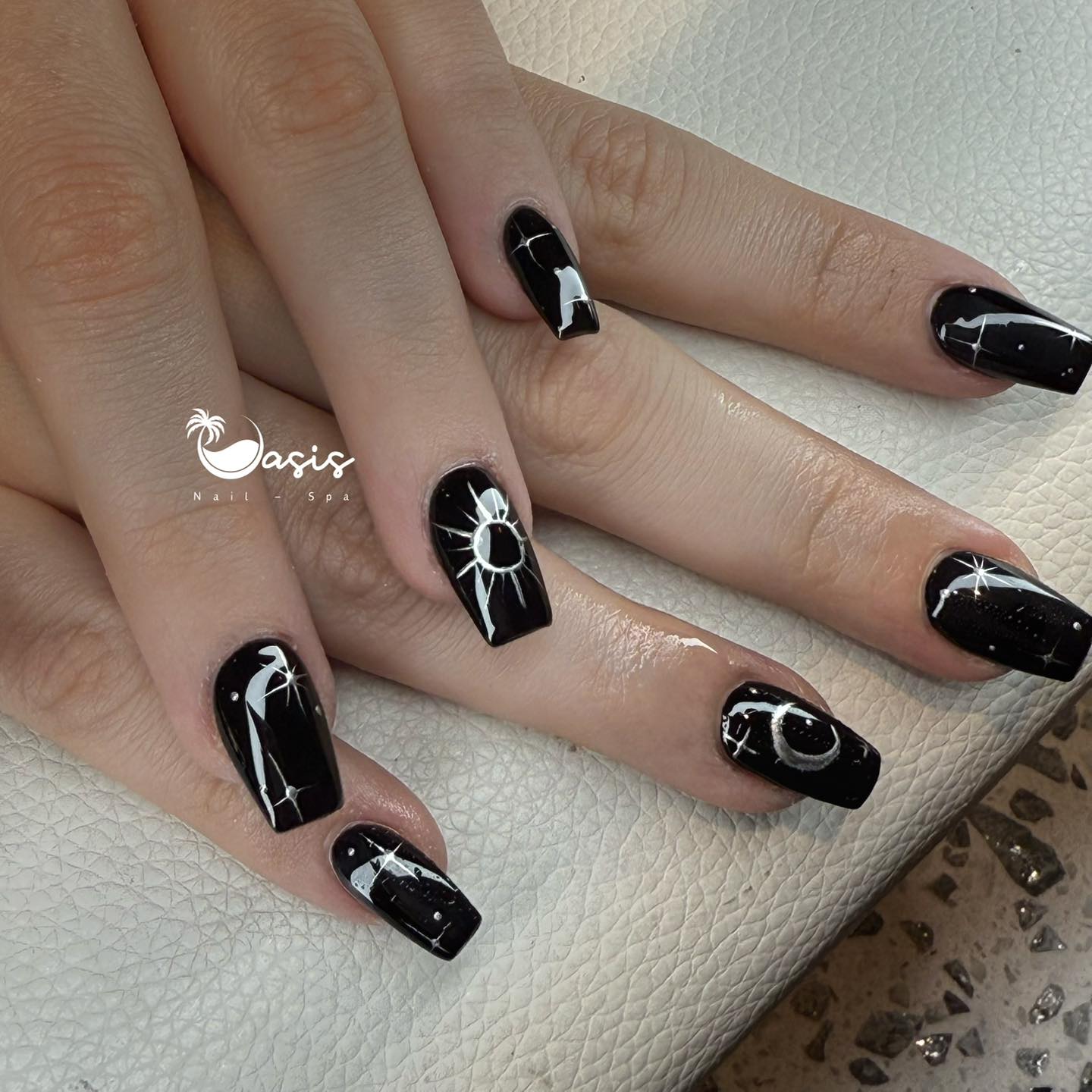 Oasis Nails & Spa nail photo 8